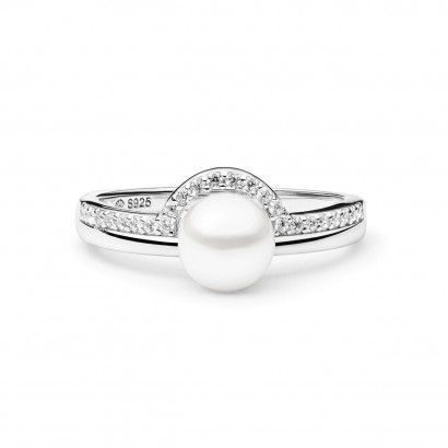 Stříbrný prsten s bílou perlou a zirkony (51)