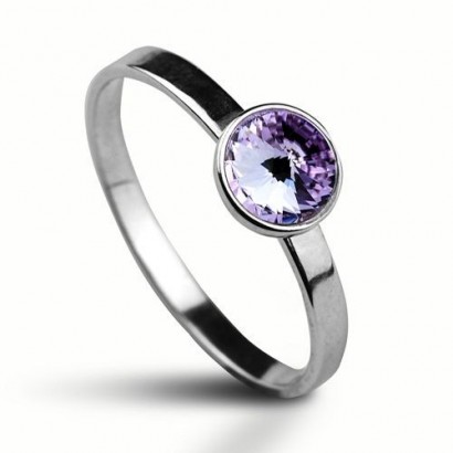 Stříbrný prsten s kamenem Crystals from Swarovski®, barva: VIOLET (1,38 g, 49)