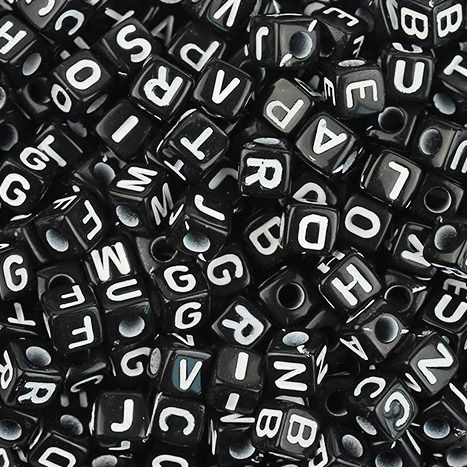 S4U Plastový korálek kostka - písmeno K - PK208-K