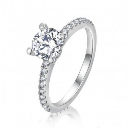 Stříbrný zásnubní prsten moissanit (2,02 g, 58)