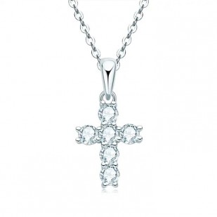 Stříbrný náhrdelník křížek s moissanity
