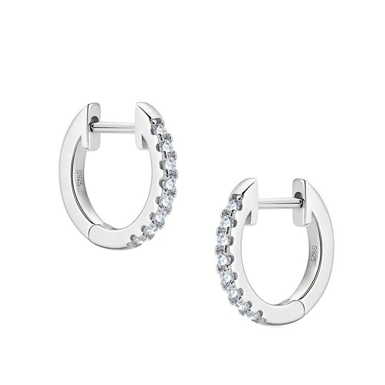 NUBIS Stříbrné náušnice s moissanity - MN110