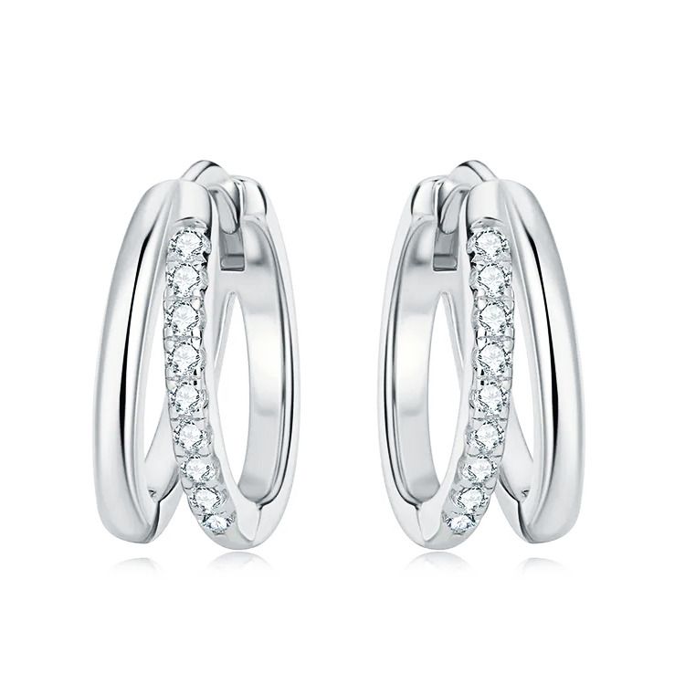 Stříbrné náušnice s moissanity - MN107