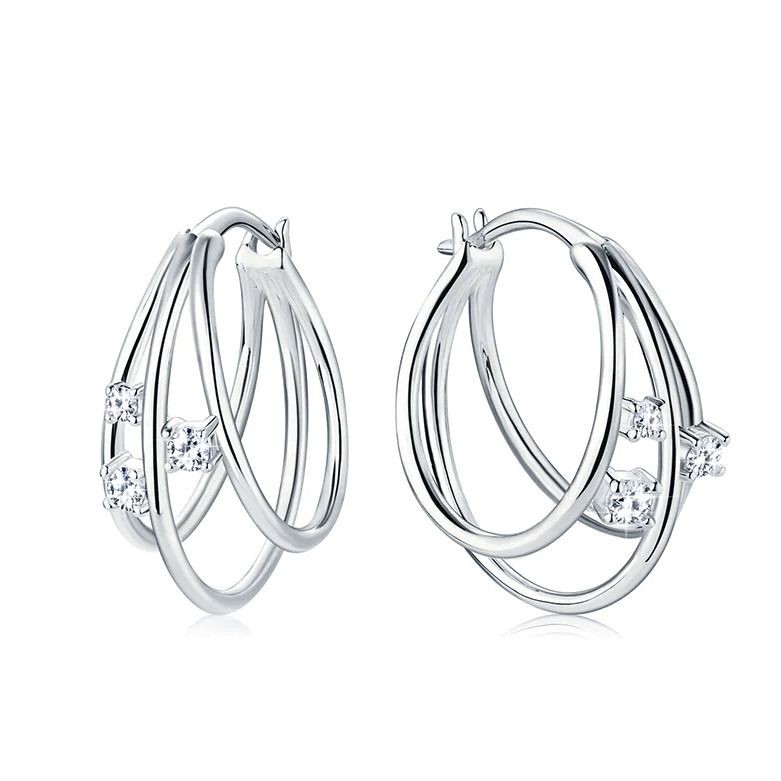 NUBIS Stříbrné náušnice s moissanity - MN115