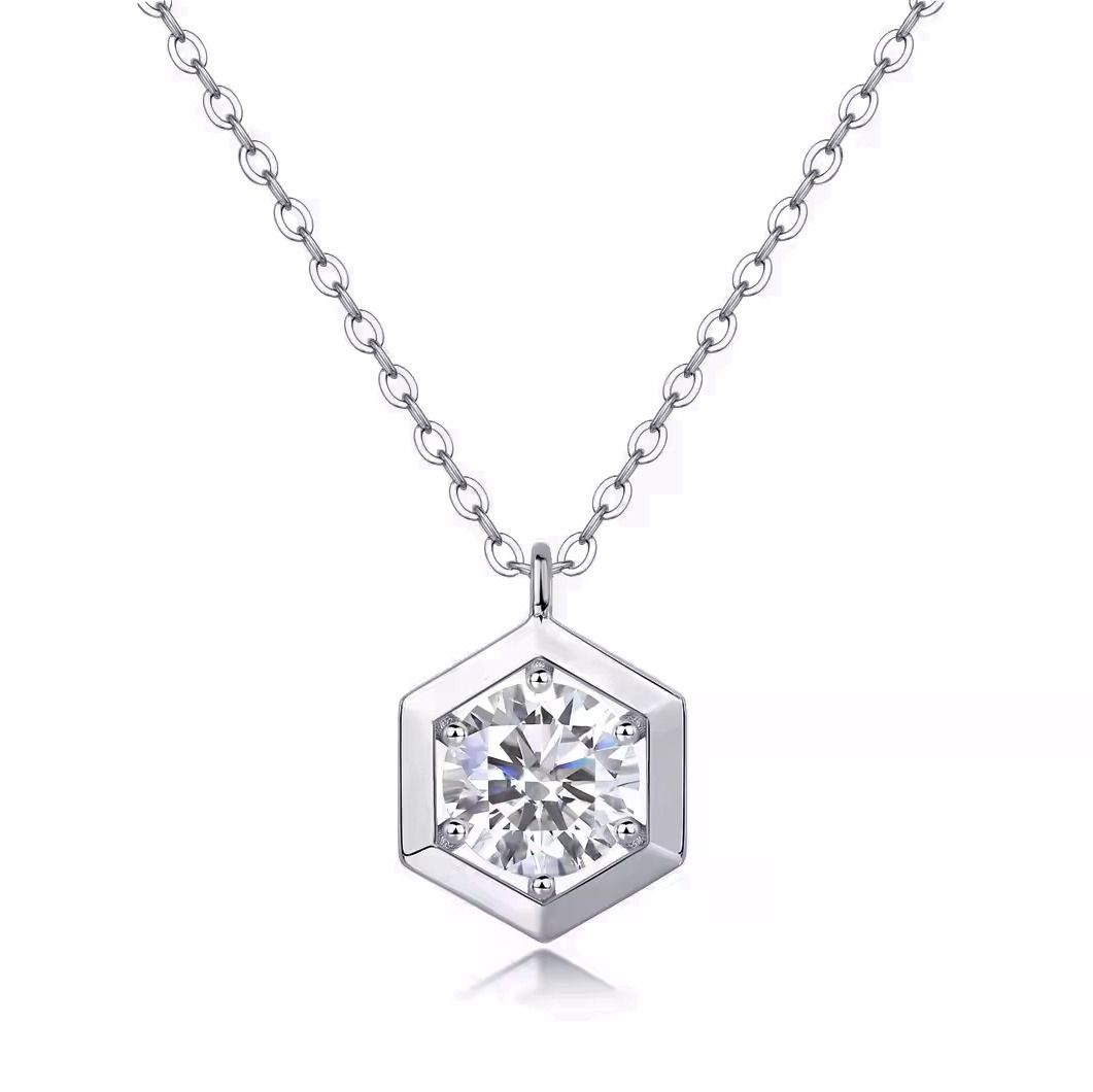 NUBIS Stříbrný náhrdelník MOISSANIT - MN428