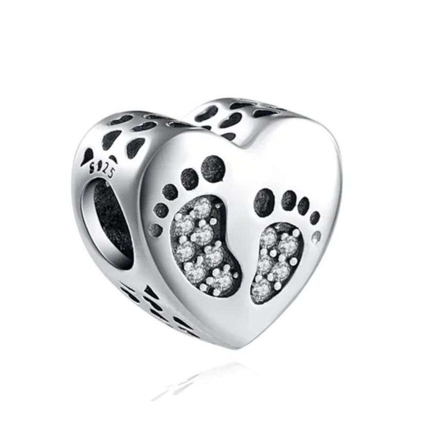 NUBIS Stříbrný přívěsek korálek srdíčko se stopami - B0846