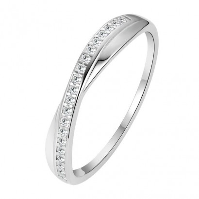 Stříbrný prsten se zirkony (1,10 g, 57)