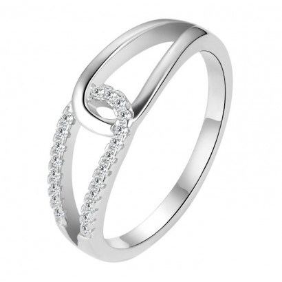 Stříbrný prsten se zirkony (2,27 g, 60)