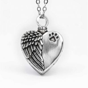 Stříbrný pietní náhrdelník – křídlo a tlapka