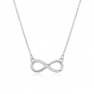Střibrný náhrdelník nekonečno
