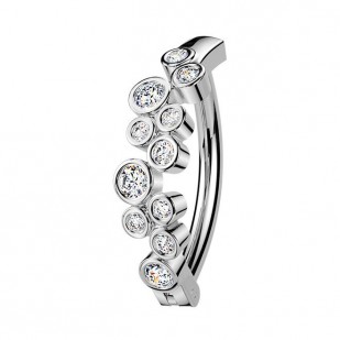 Piercing do pupíku se štítem