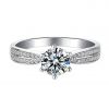 Stříbrný zásnubní prsten s MOISSANITY (55)