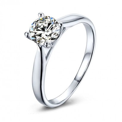 Stříbrný zásnubní prsten MOISSANIT