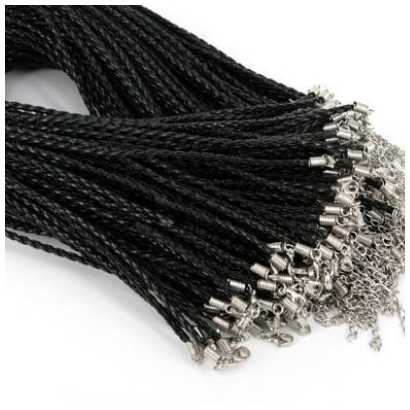 Splétaná koženková šňůrka černá, tl. 3 mm